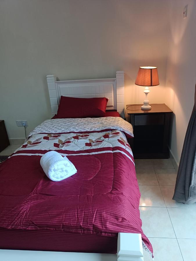 Sofea Inn Bukit Merah - Suria A7733 Kampong Selemat Esterno foto