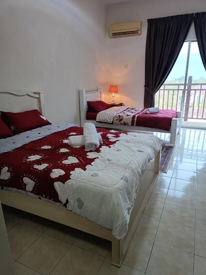 Sofea Inn Bukit Merah - Suria A7733 Kampong Selemat Esterno foto