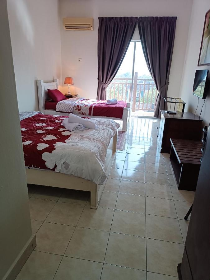Sofea Inn Bukit Merah - Suria A7733 Kampong Selemat Esterno foto