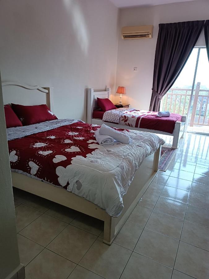 Sofea Inn Bukit Merah - Suria A7733 Kampong Selemat Esterno foto